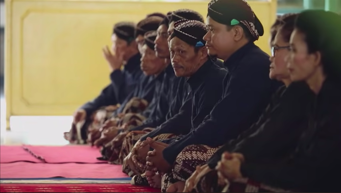 Membedakan Blangkon Jogja dan Blangkon Solo