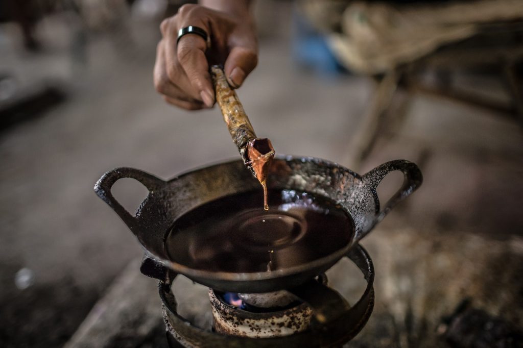 Membuat Batik Tulis? Yuk Kenali Dulu Alat dan Bahan Apa Saja yang Digunakan