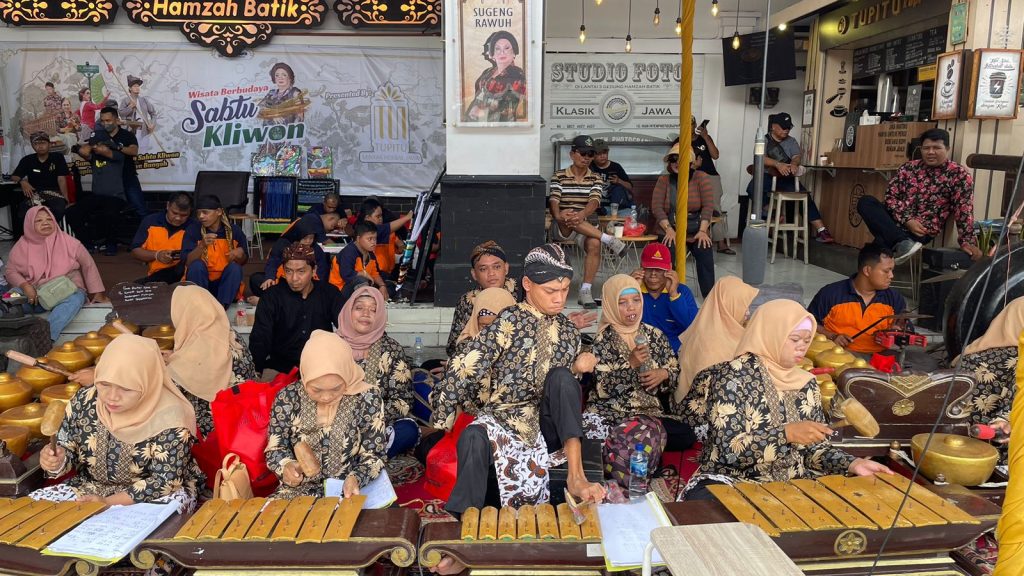 Pengunjung Malioboro Memadati Acara Sabtu Kliwon