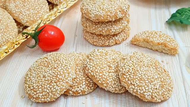 oleh-oleh jadul roti goreng wijen