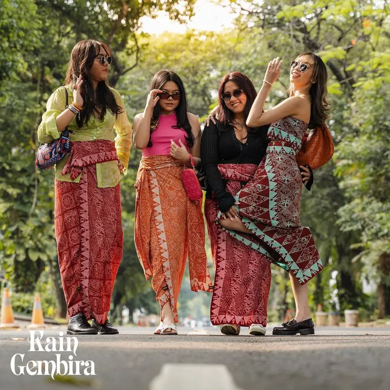 Pilihan Motif Batik Favorit Gen Z yang Hits dan Trendy