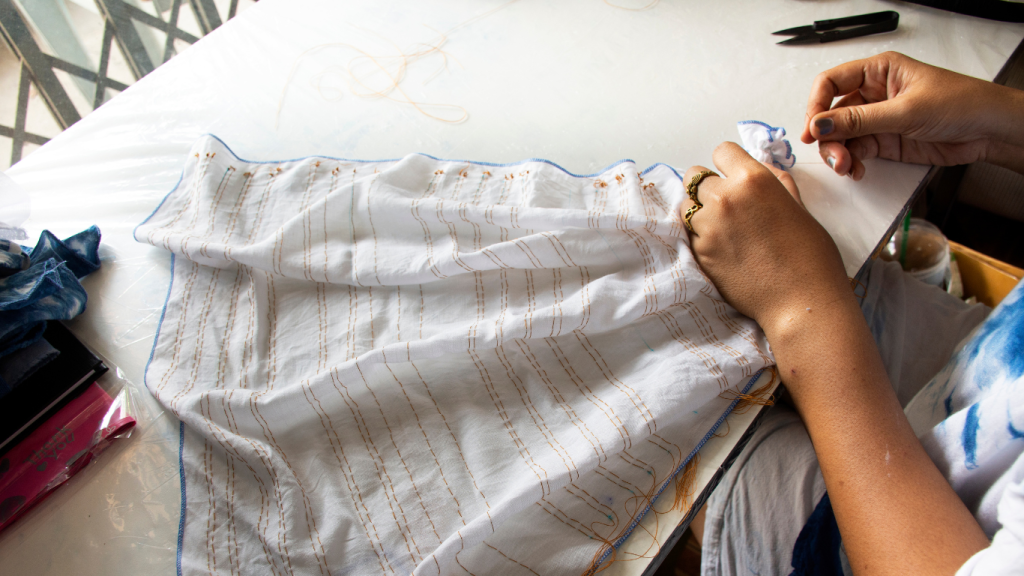 teknik pembuatan batik shibori