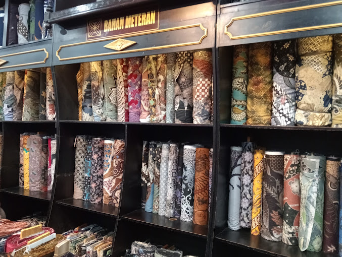 Cara Memilih Motif Batik untuk Acara Resmi dan Non-Resmi