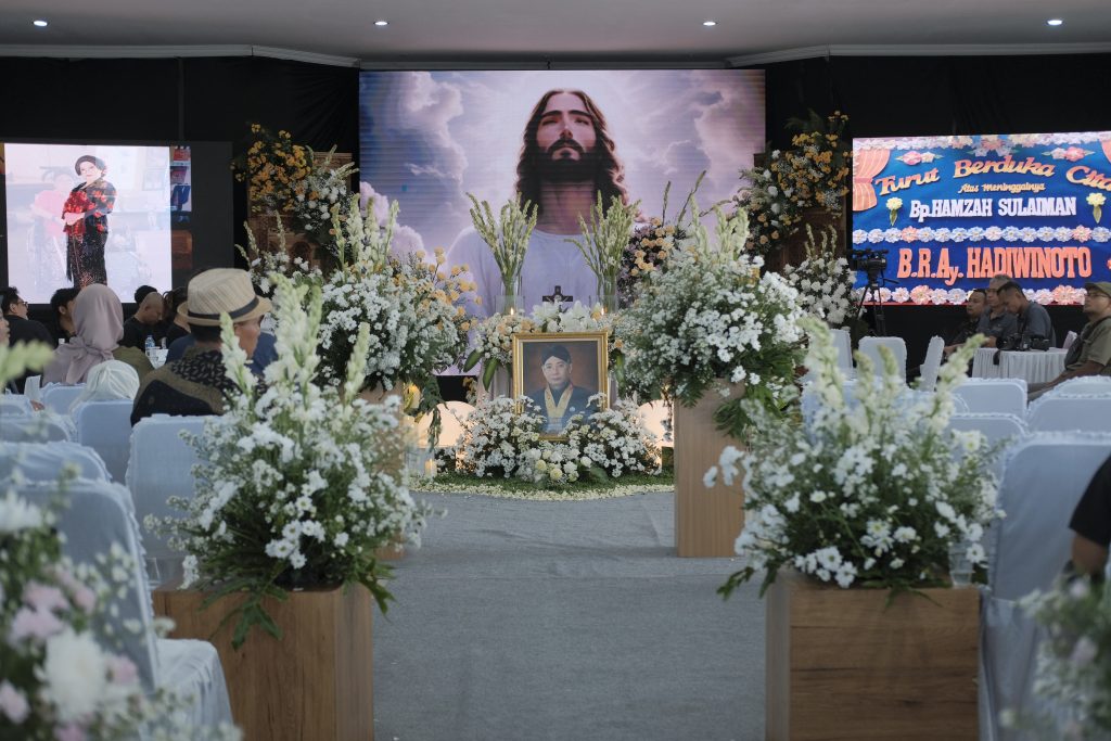 Rangkaian Acara Pelepasan Hamzah Sualiman