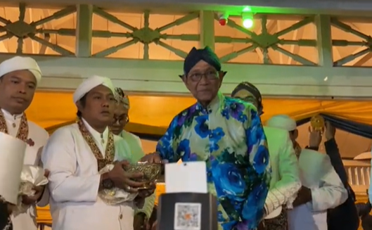 Tradisi Udhik-udhik Lebaran Khas Keraton Yogyakarta Untuk Merayah Berkah