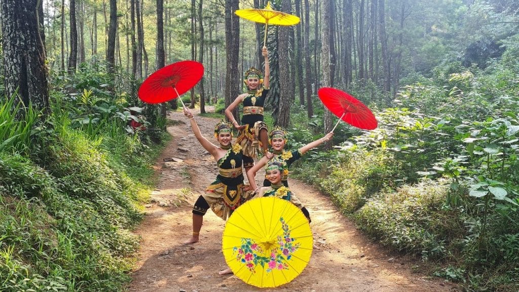 Apa itu Payung Mutho? Payung Tradisi Keraton