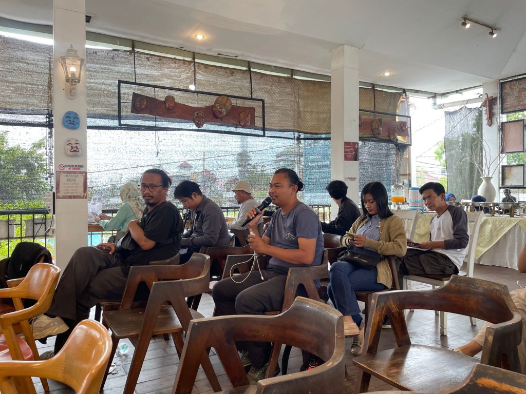 sesi tanya jawab press conference raminten jamu joke jazz